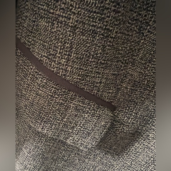 Brown tweed like blazer and matching skirt suit - Picture 5 of 6